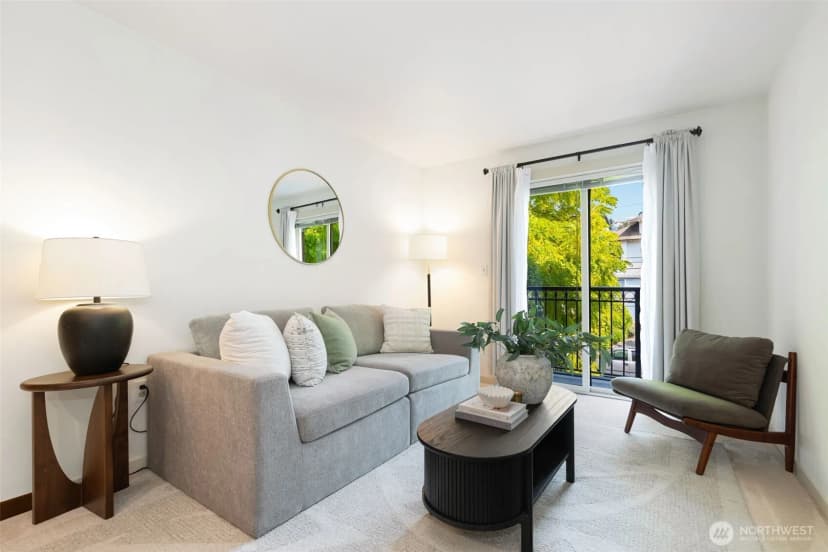 Property photo for 1909 10th Avenue W #206, Seattle photo 13