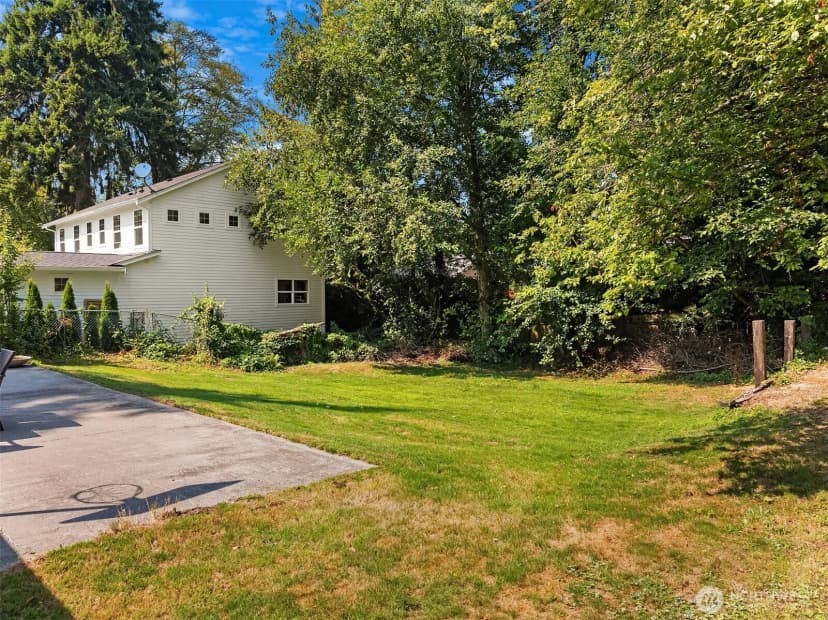 Property photo for 8012 Ne 128th Street, Kirkland photo 29