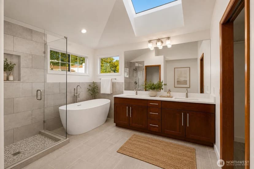 Property photo for 9701 S 203rd Street, Kent photo 19
