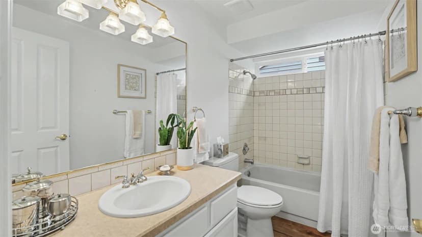 Property photo for 23900 Se 42nd Place, Sammamish photo 18