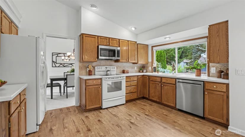 Property photo for 23900 Se 42nd Place, Sammamish photo 11