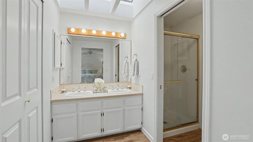 Property photo for 23900 Se 42nd Place, Sammamish photo 22