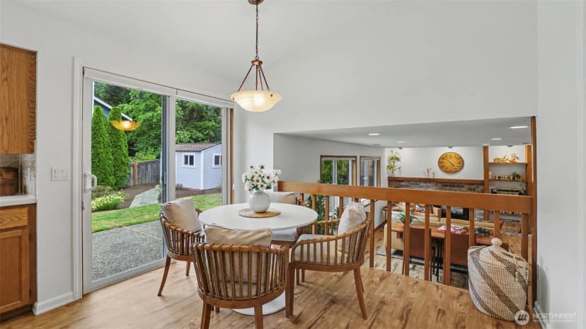 Property photo for 23900 Se 42nd Place, Sammamish photo 12