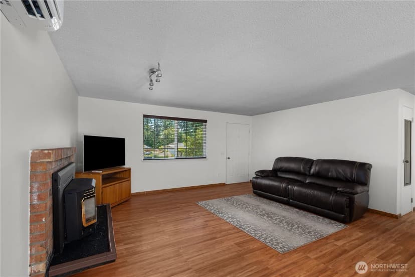 Property photo for 1706 Foxfire Drive Se, Olympia photo 5