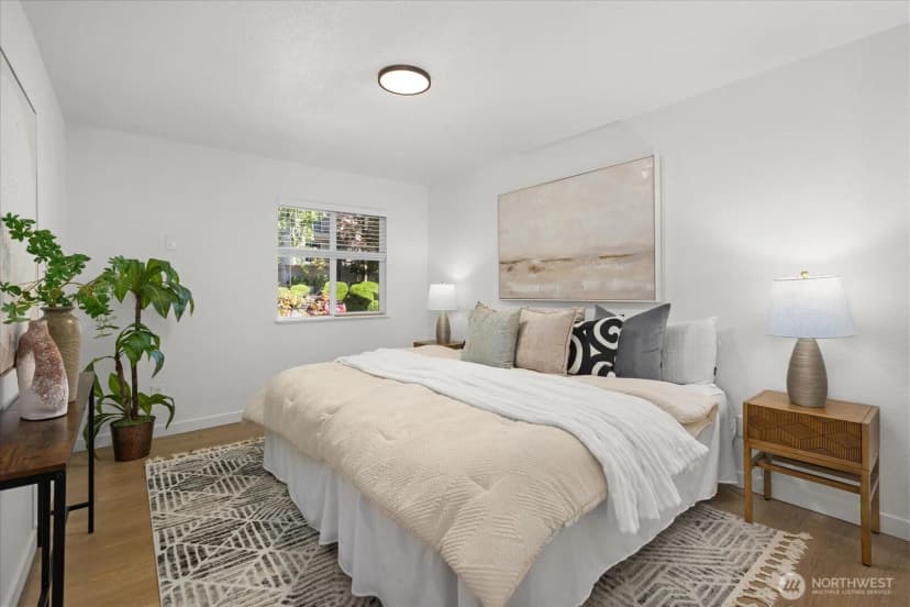 Property photo for 11637 100th Avenue Ne #2c, Kirkland photo 16