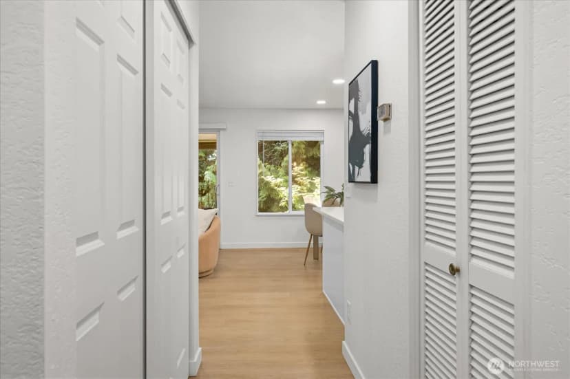 Property photo for 11637 100th Avenue Ne #2c, Kirkland photo 3
