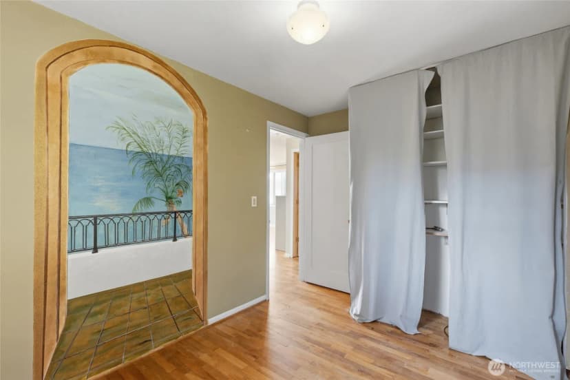 Property photo for 1013 N 33rd Place, Renton photo 17