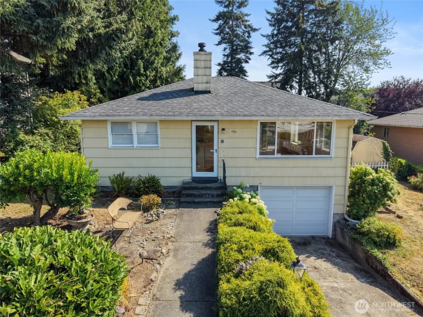 Property photo for 1013 N 33rd Place, Renton photo 29