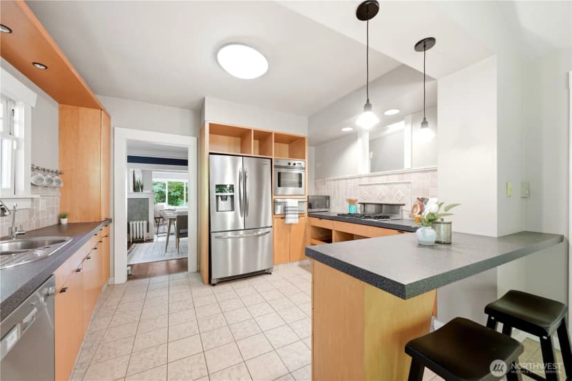 Property photo for 1731 Lake Washington Boulevard S, Seattle photo 14