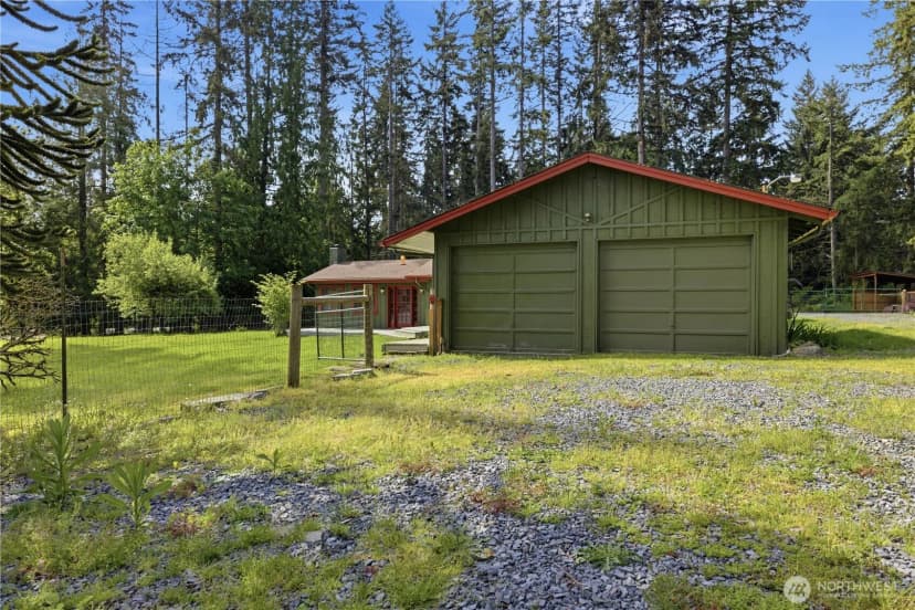 Property photo for 13013 224th Street E, Graham photo 25