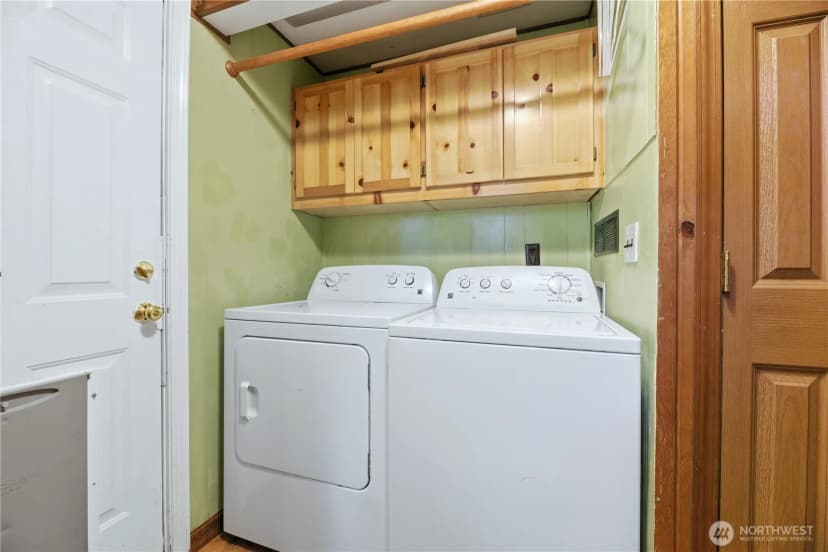 Property photo for 13013 224th Street E, Graham photo 15
