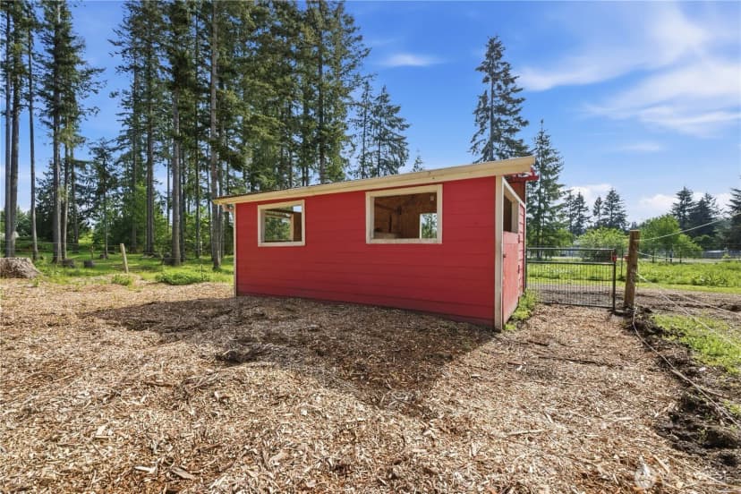 Property photo for 13013 224th Street E, Graham photo 31