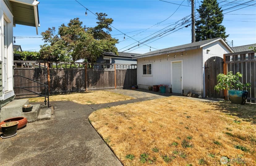 Property photo for 1107 N Anderson Street, Tacoma photo 32