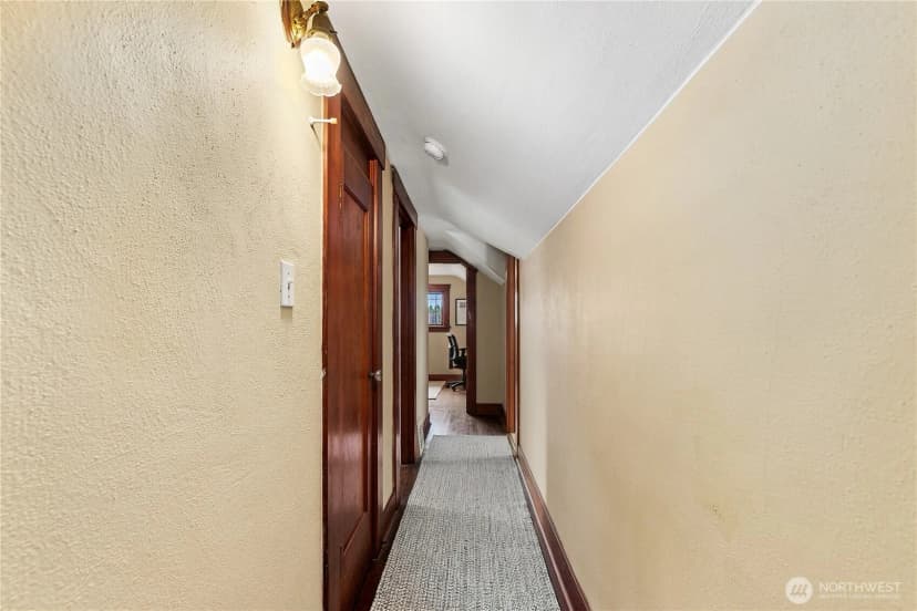 Property photo for 1107 N Anderson Street, Tacoma photo 19