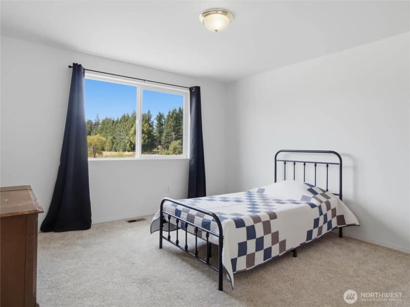 Property photo for 35401 S 40th Avenue, Roy photo 26