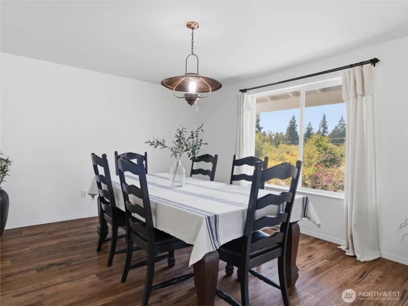 Property photo for 35401 S 40th Avenue, Roy photo 7