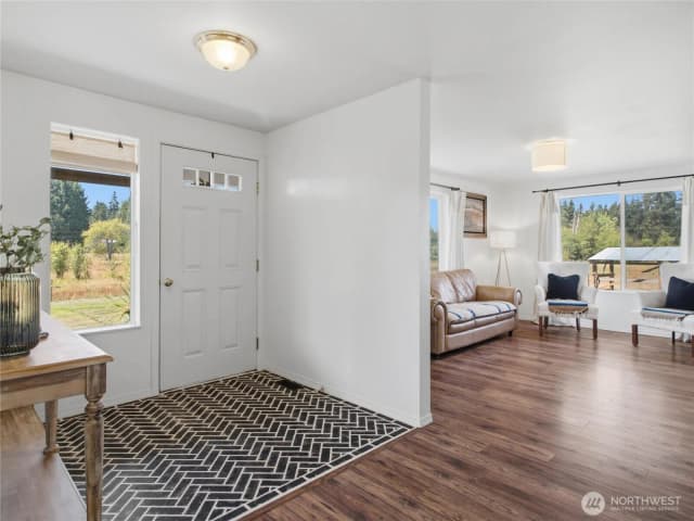 Property photo for 35401 S 40th Avenue, Roy photo 5
