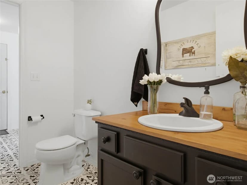 Property photo for 35401 S 40th Avenue, Roy photo 15