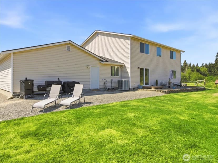 Property photo for 35401 S 40th Avenue, Roy photo 32