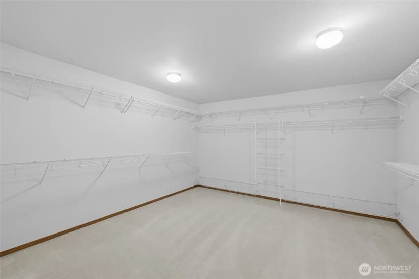 Property photo for 2101 Se 2nd Place, Renton photo 23