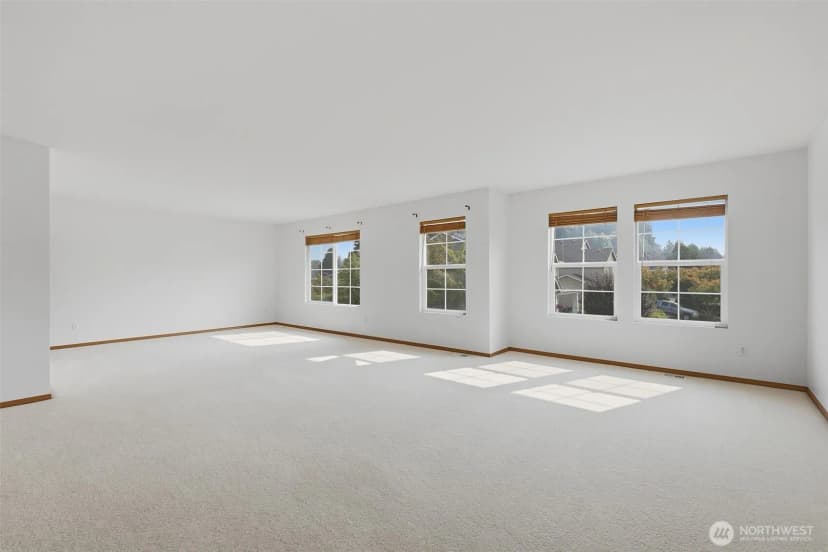 Property photo for 2101 Se 2nd Place, Renton photo 17