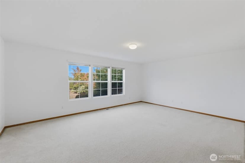Property photo for 2101 Se 2nd Place, Renton photo 13