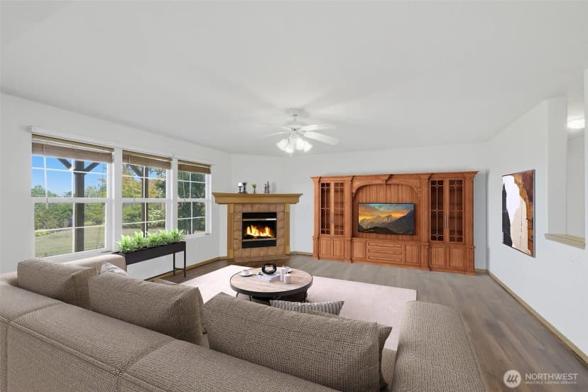 Property photo for 2101 Se 2nd Place, Renton photo 7