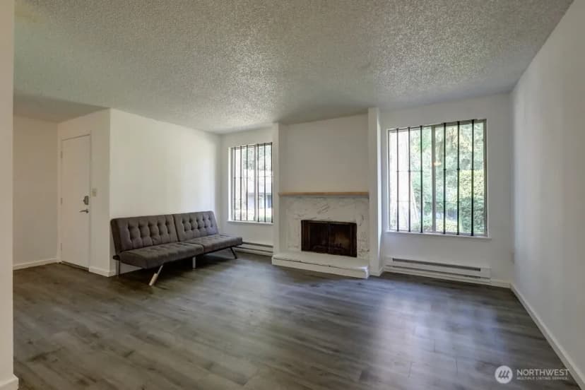 Property photo for 506 S 323rd Place #9g, Federal Way photo 3