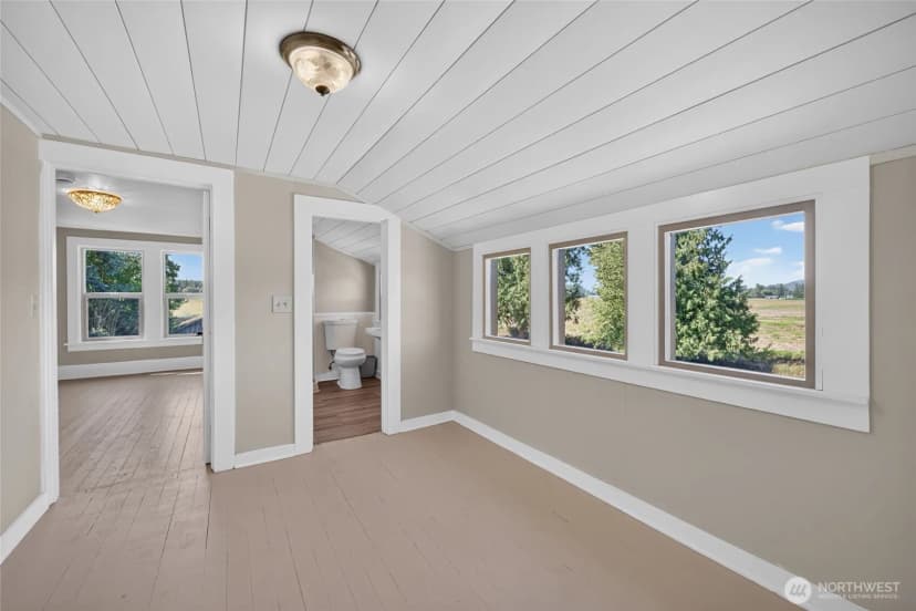 Property photo for 11174 Sterling Road, Sedro Woolley photo 19