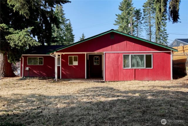 Property photo for 835 Sw 306th Street, Federal Way photo 2