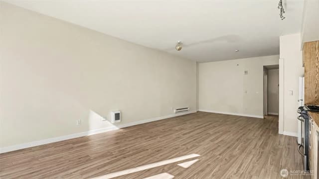 Property photo for 2911 2nd Avenue #515, Seattle photo 4
