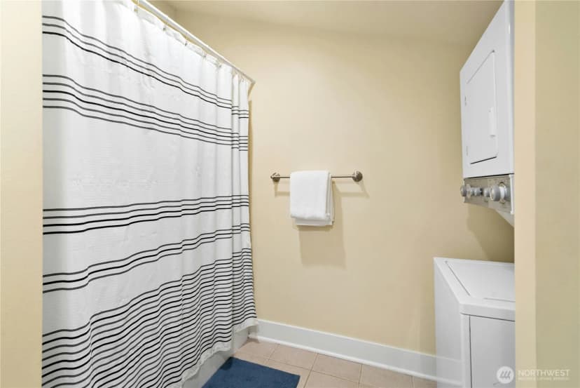 Property photo for 24632 Ne 72nd Street, Redmond photo 35