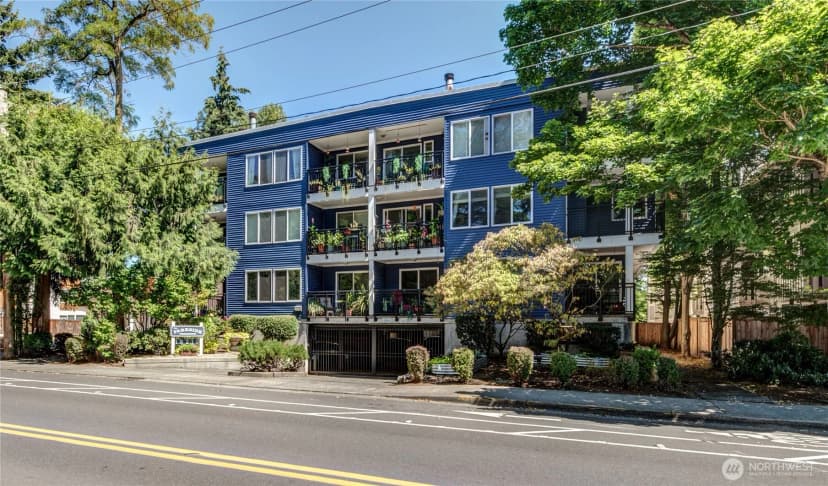 Property photo for 18210 73rd Avenue Ne #304, Kenmore photo 25