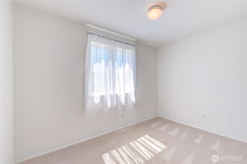 Property photo for 18210 73rd Avenue Ne #304, Kenmore photo 18