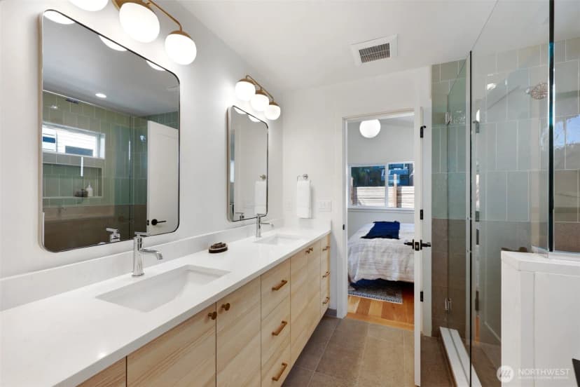 Property photo for 709 N 65th Street, Seattle photo 20