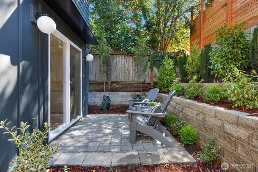 Property photo for 709 N 65th Street, Seattle photo 12