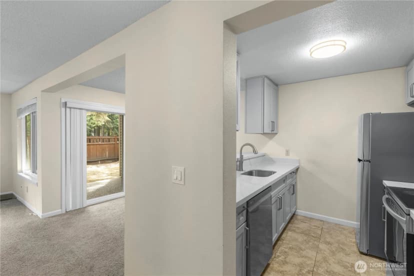 Property photo for 4426 147th Place Ne #a-10, Bellevue photo 6