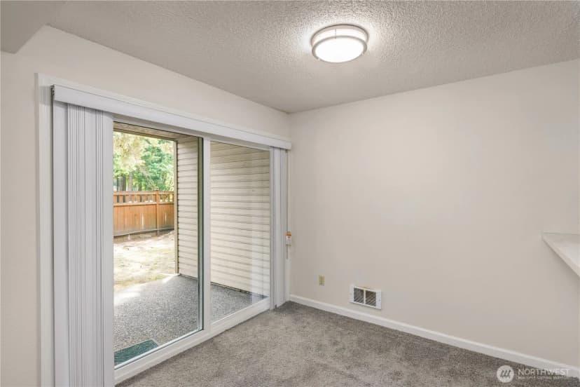 Property photo for 4426 147th Place Ne #a-10, Bellevue photo 12