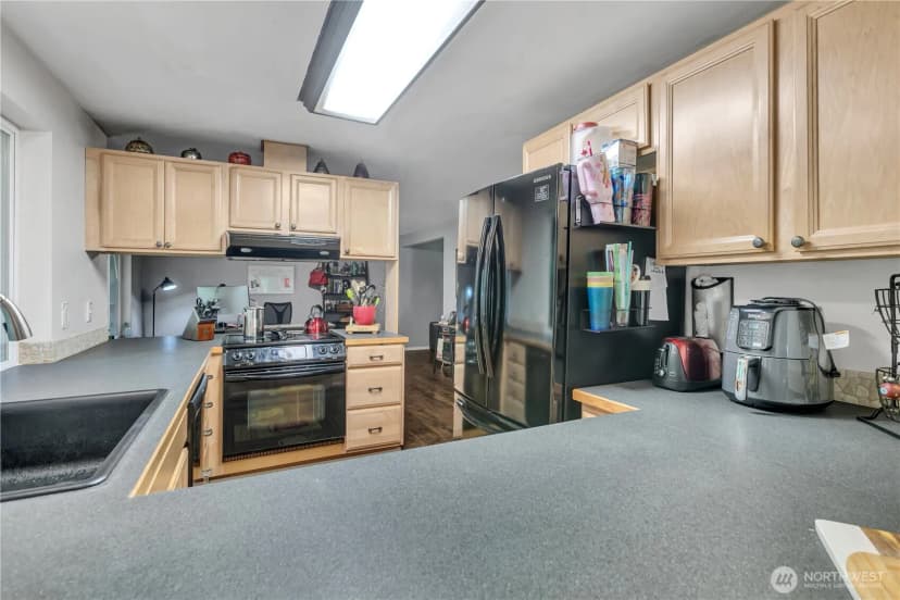 Property photo for 10015 Jimi Place Sw, Port Orchard photo 12