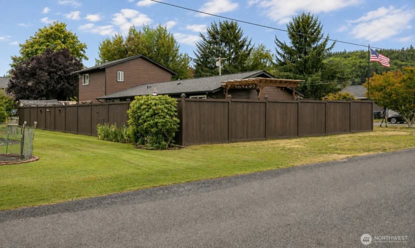 Property photo for 815 E Simpson Avenue, Montesano photo 30