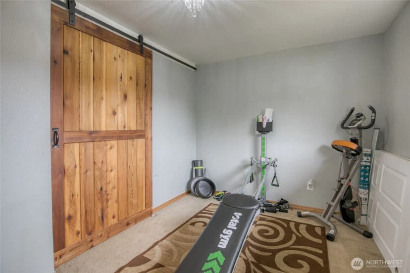 Property photo for 815 E Simpson Avenue, Montesano photo 17