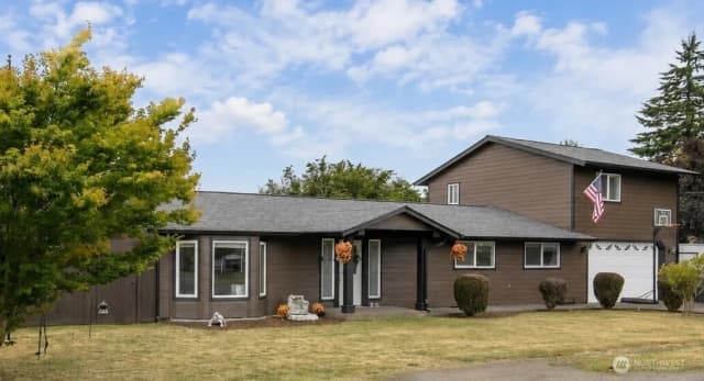 Property photo for 815 E Simpson Avenue, Montesano photo 3