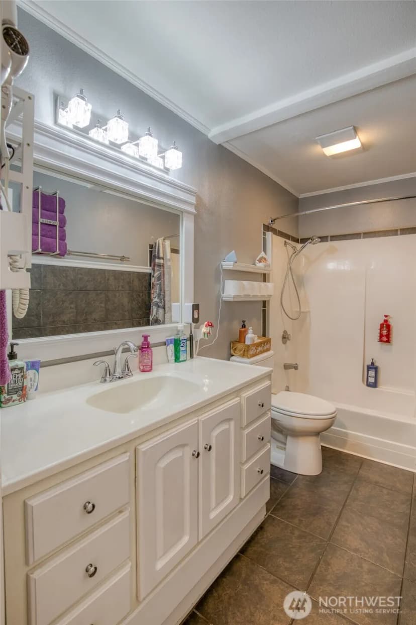 Property photo for 815 E Simpson Avenue, Montesano photo 18