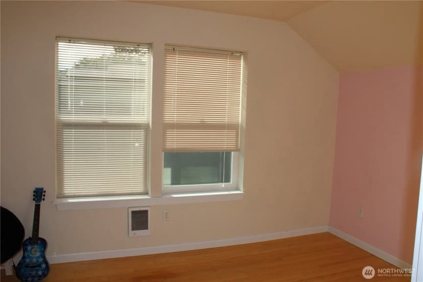 Property photo for 8921 Commercial Street Sw, Lakewood photo 24