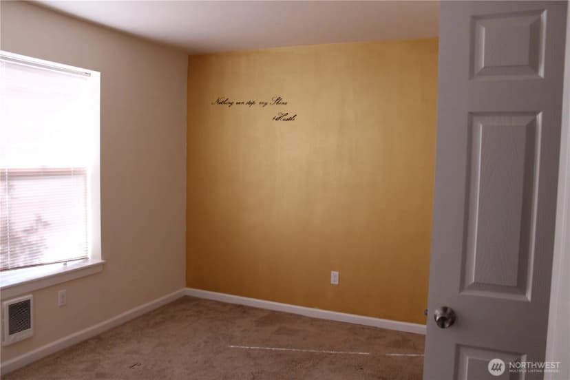 Property photo for 8921 Commercial Street Sw, Lakewood photo 16