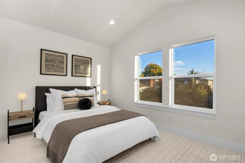 Property photo for 634 + 636 Eleventh Avenue, Kirkland photo 25