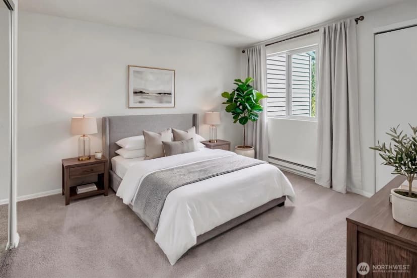 Property photo for 12740 Ne 10th Place #e305, Bellevue photo 10