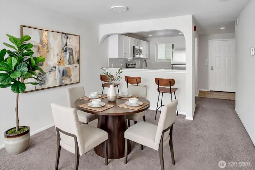Property photo for 12740 Ne 10th Place #e305, Bellevue photo 4