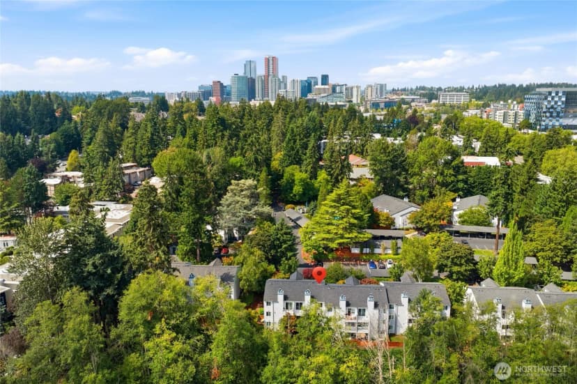 Property photo for 12740 Ne 10th Place #e305, Bellevue photo 19