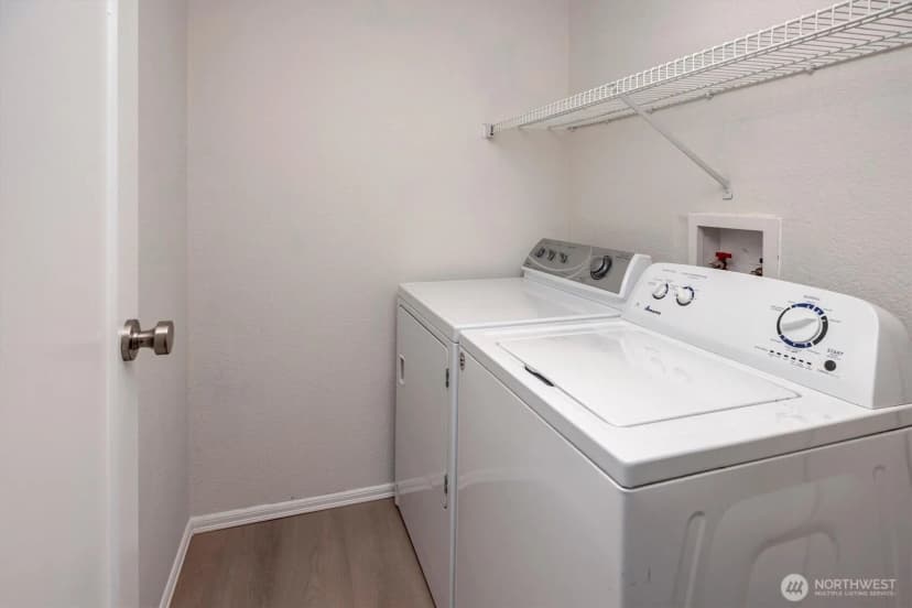 Property photo for 12740 Ne 10th Place #e305, Bellevue photo 14